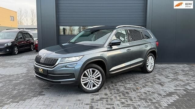 Grijs Gebruikt 2018 Skoda Kodiaq Style SUV | € 22.995 (Eerlijke prijs) - Afbeelding 1/4