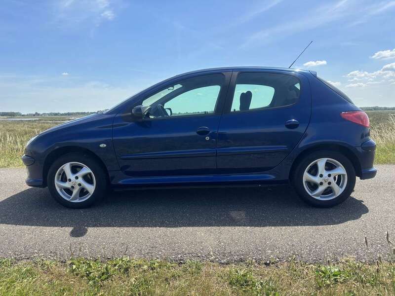 Blauw Gebruikt 2006 Peugeot 206 Hatchback | € 2.899 (Goede deal) - Afbeelding 1/4