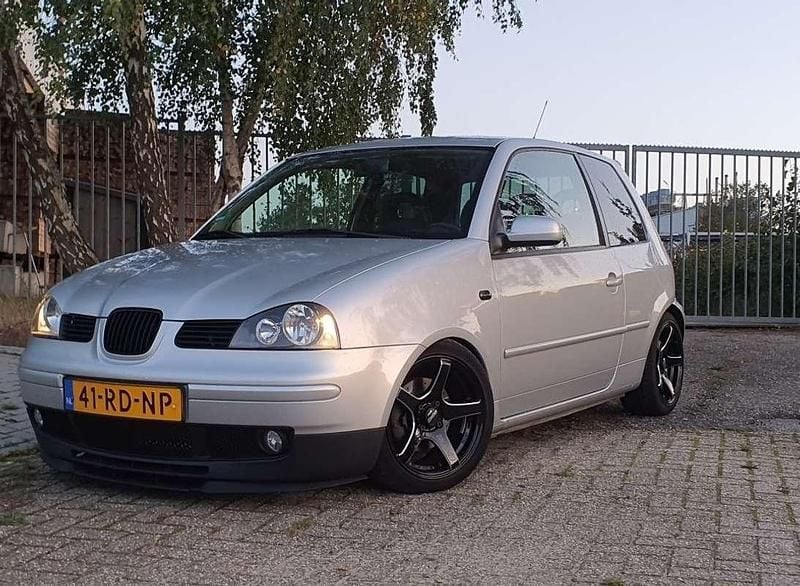 Occasion Seat Arosa Sport 101 PK (74 kW) 2005 Grijs Hatchback