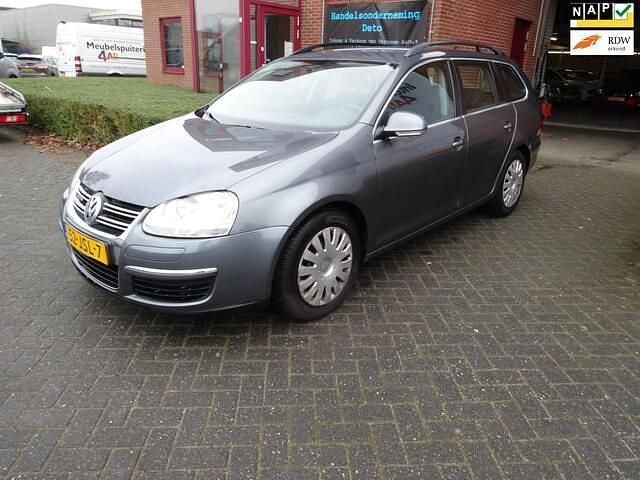 Grijs (metallic) Occasion 2009 VW Golf V Comfortline Stationwagen | € 2.595 (Goede deal) - Afbeelding 1/4