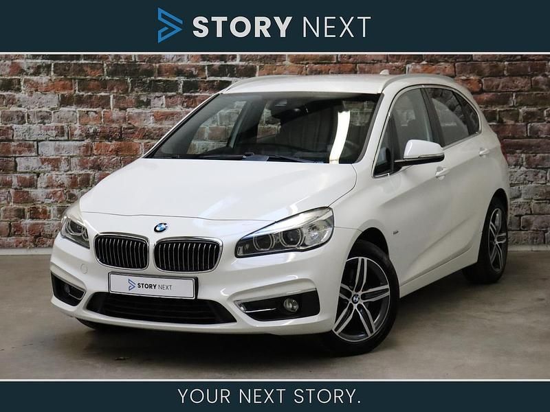 Wit Gebruikt 2016 BMW 218 Executive Stationwagen | € 14.950 (Goede deal) - Afbeelding 1/4