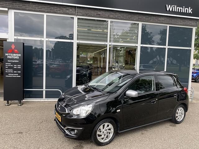 Zwart Gebruikt 2017 Mitsubishi Space Star Hatchback | € 8.950 (Eerlijke prijs) - Afbeelding 1/4