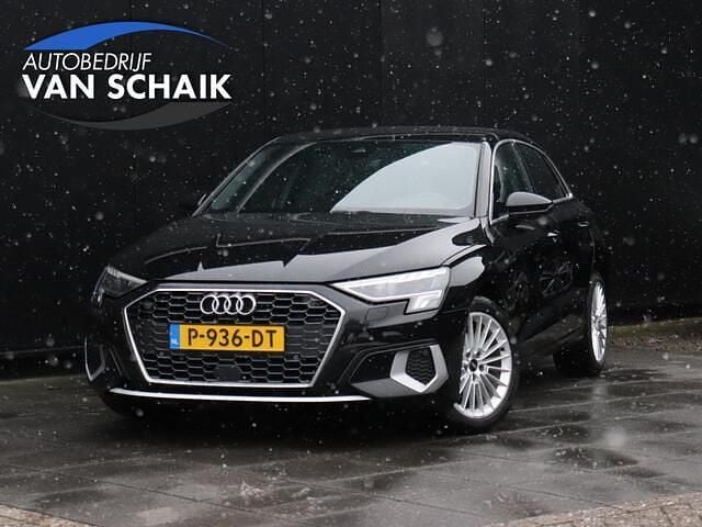 Zwart Occasion 2022 Audi A3 Sportback Advanced Hatchback | € 19.845 (Goede deal) - Afbeelding 1/4