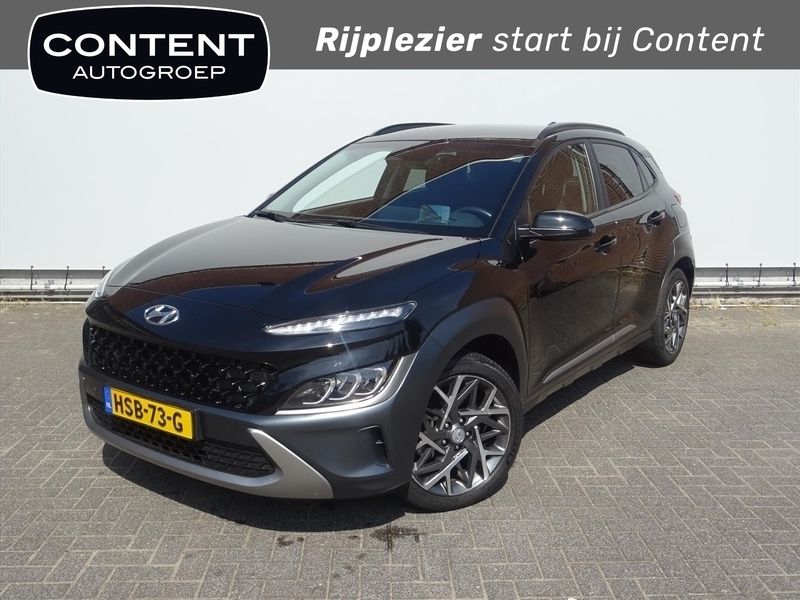 Zwart Gebruikt 2023 Hyundai Kona Comfort SUV | € 26.440 (Eerlijke prijs) - Afbeelding 1/4