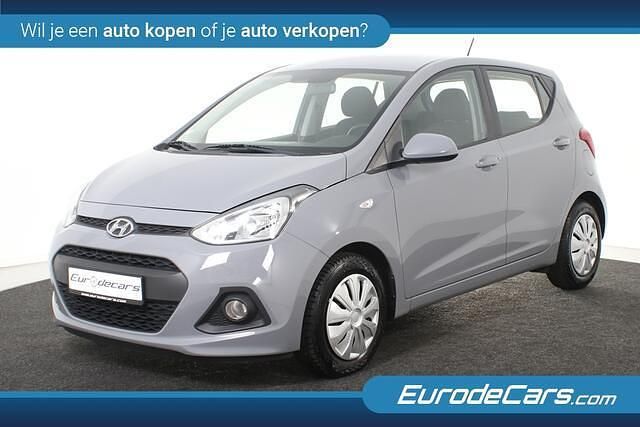 Grijs Gebruikt 2015 Hyundai i10 Premium Hatchback | € 6.800 (Eerlijke prijs) - Afbeelding 1/4