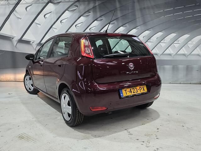 Occasion Fiat Punto Evo Dynamic 78 PK (57 kW) 2013 Paars Hatchback