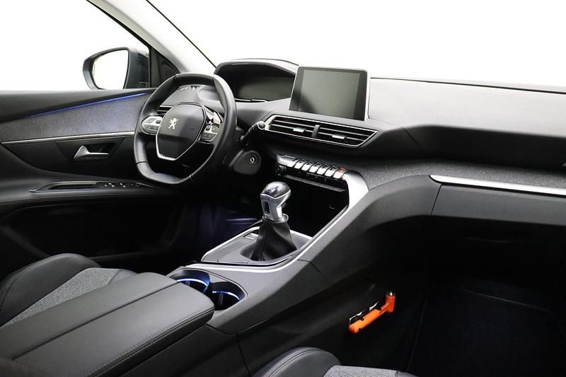 Occasion Peugeot 3008 Allure 131 PK (96 kW) 2019 Rood SUV