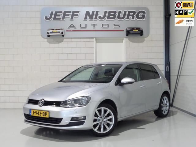 Grijs Gebruikt 2013 VW Golf VII Highline Hatchback | € 8.500 (Eerlijke prijs) - Afbeelding 1/4