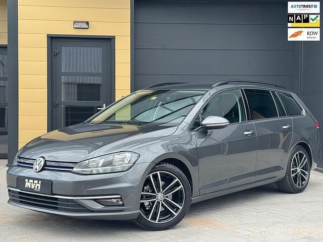 Grijs Gebruikt 2018 VW Golf VII Comfortline Stationwagen | € 13.950 (Eerlijke prijs) - Afbeelding 1/4