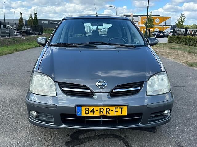 Occasion Nissan Almera Tino Acenta 116 PK (85 kW) 2005 Grijs MPV