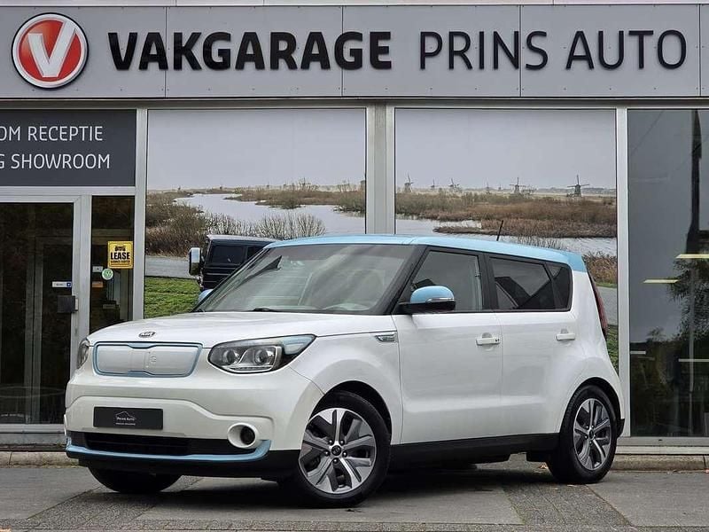 Wit Occasion 2015 Kia Soul SUV | € 5.899 - Afbeelding 1/4