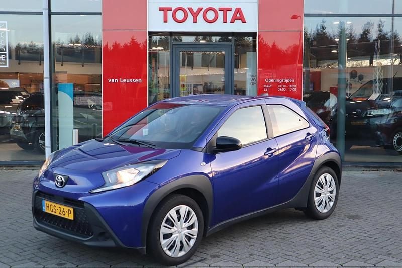 Occasion Toyota Aygo X X-play 72 PK (52 kW) 2025 Blauw SUV