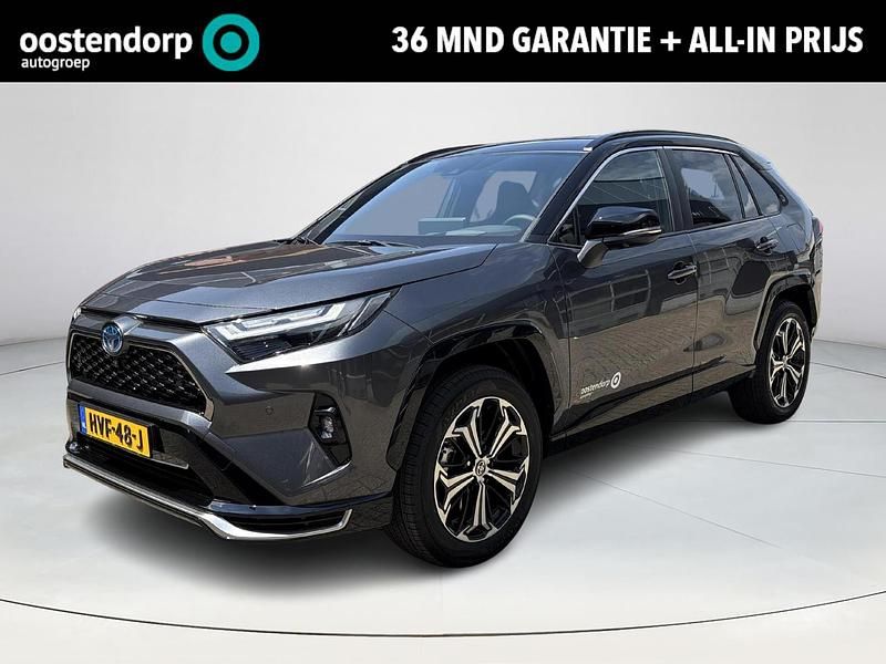Grijs Nieuw 2025 Toyota RAV4 Hybrid Plus SUV | € 59.990 - Afbeelding 1/4