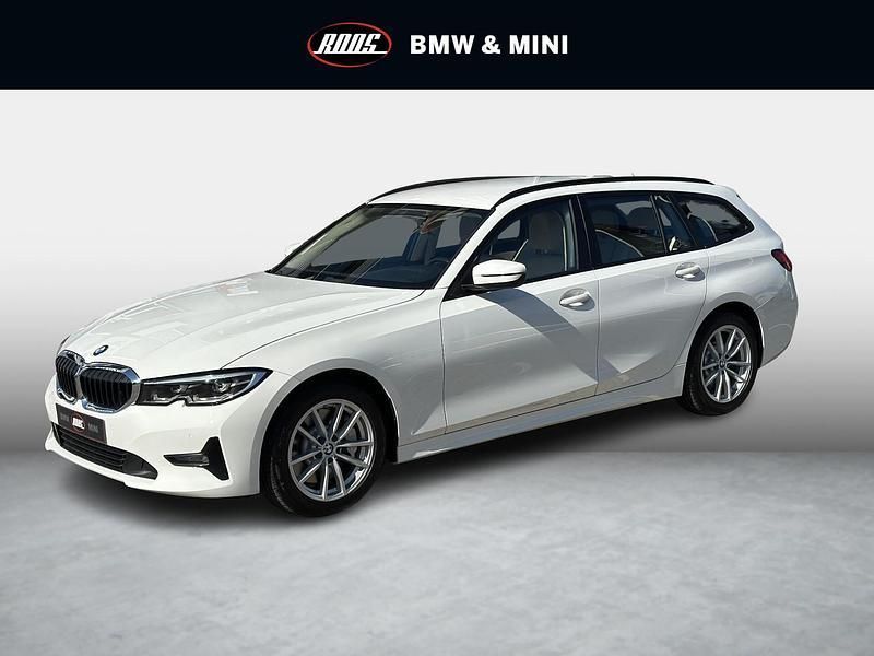 Wit Gebruikt 2019 BMW 330 Executive Stationwagen | € 26.950 (Eerlijke prijs) - Afbeelding 1/4