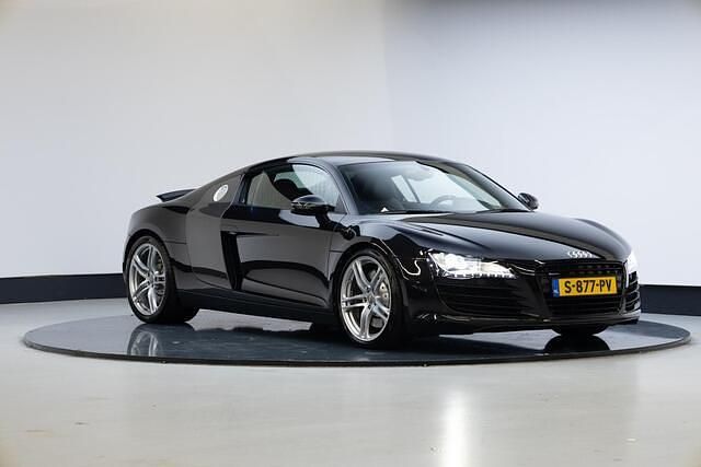 Zwart Gebruikt 2010 Audi R8 Coupé Design Coupé | € 69.950 (Eerlijke prijs) - Afbeelding 1/4
