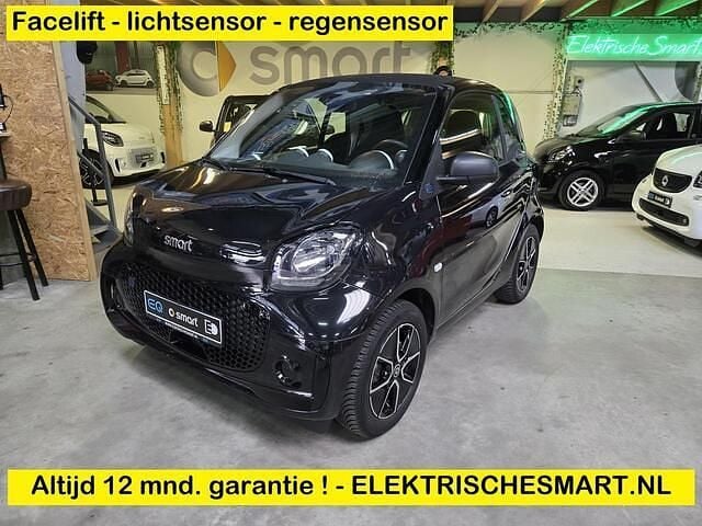 Zwart (metallic) Gebruikt 2020 Smart ForTwo Coupé Hatchback | € 9.450 (Eerlijke prijs) - Afbeelding 1/4