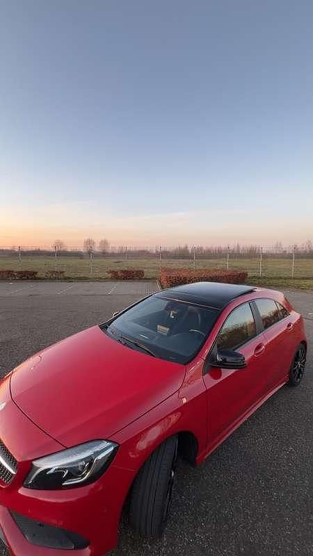 Occasion Mercedes A180 Prestige 122 PK (89 kW) 2015 Rood Hatchback