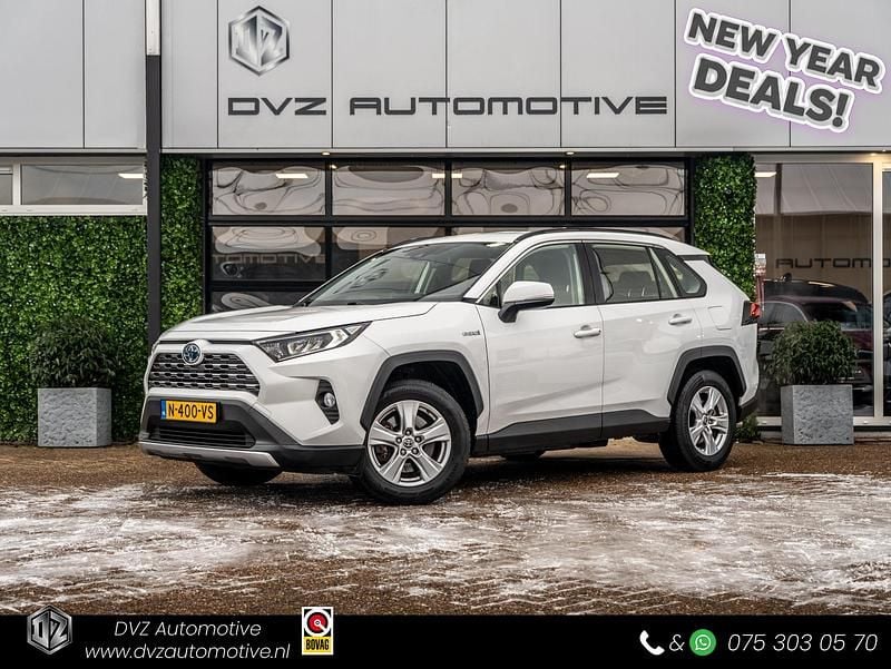 Wit Occasion 2022 Toyota RAV4 Hybrid Active SUV | € 32.950 (Eerlijke prijs) - Afbeelding 1/4