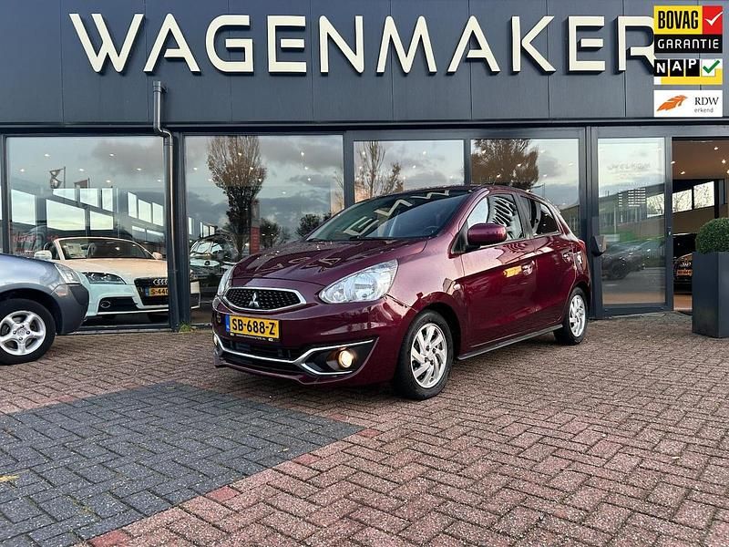 Rood Gebruikt 2018 Mitsubishi Space Star Hatchback | € 7.450 (Goede deal) - Afbeelding 1/4