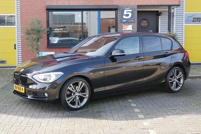 Occasion BMW 118 Comfort Edition 170 PK (125 kW) 2012 Zwart Hatchback