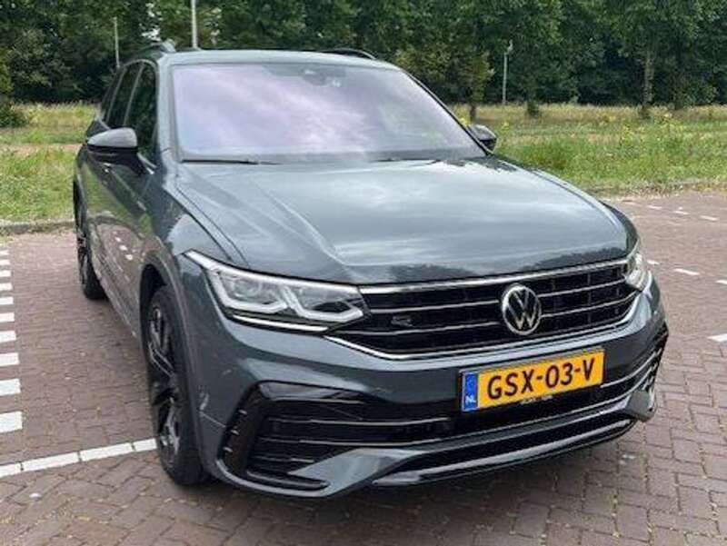 Grijs Gebruikt 2022 VW Tiguan SUV | € 41.500 (Duur) - Afbeelding 1/4