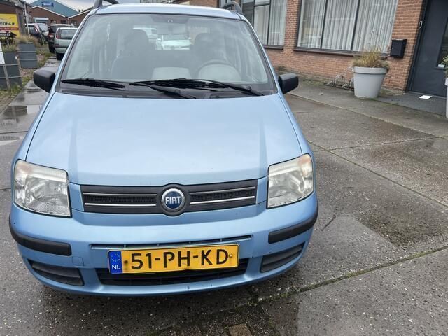 Blauw Gebruikt 2004 Fiat Panda Emotion Hatchback | € 1.599 (Eerlijke prijs) - Afbeelding 1/4