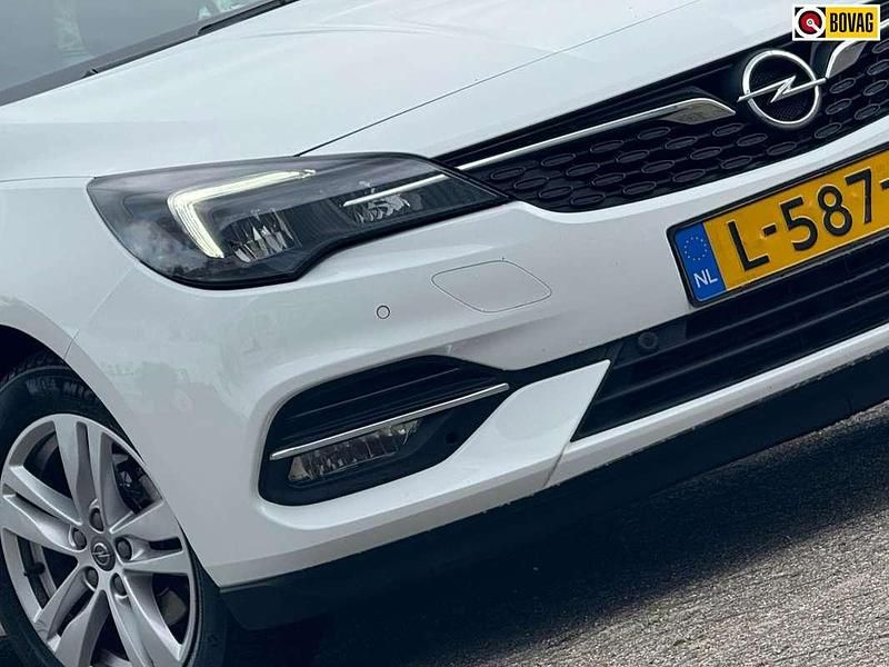 Wit Gebruikt 2021 Opel Astra Edition Stationwagen | € 8.725 (Goede deal) - Afbeelding 1/4