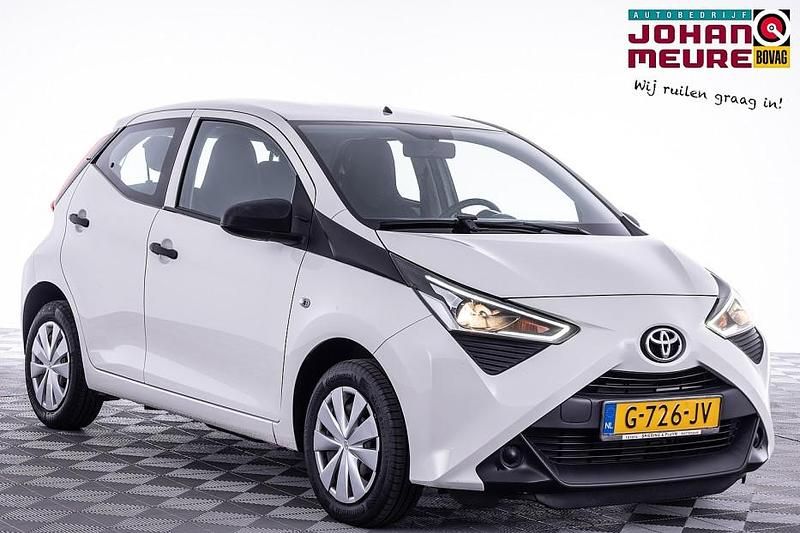 Wit Gebruikt 2019 Toyota Aygo Hatchback | € 9.900 (Eerlijke prijs) - Afbeelding 1/4