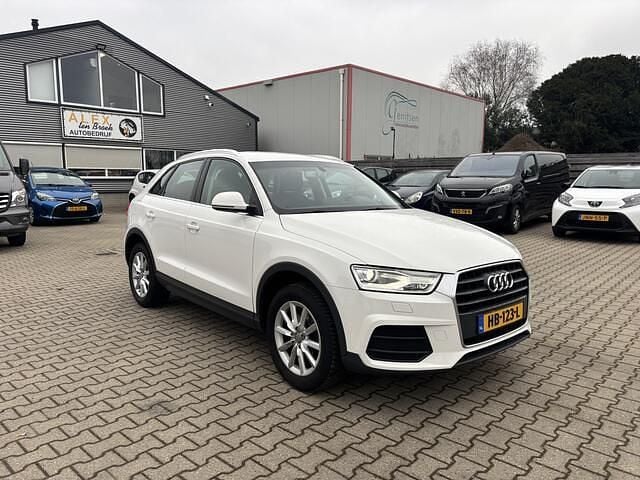 Wit (metallic) Occasion 2016 Audi Q3 Proline SUV | € 15.950 (Goede deal) - Afbeelding 1/4