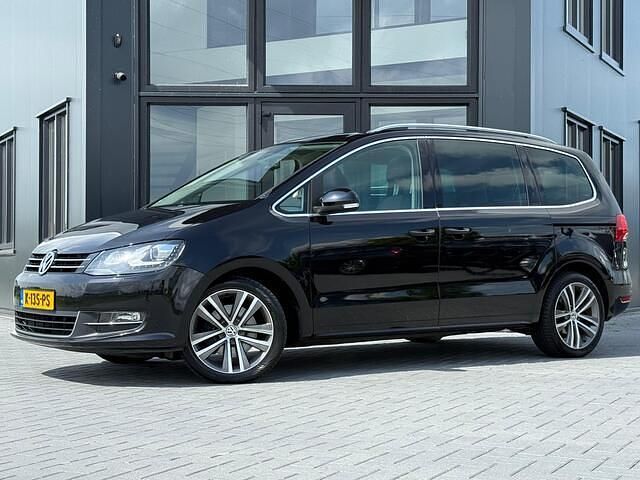 Zwart Gebruikt 2012 VW Sharan Highline MPV | € 12.950 (Super prijs) - Afbeelding 1/4