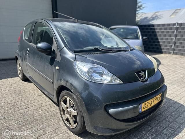 Grijs Gebruikt 2007 Peugeot 107 Hatchback | € 599 (Goede deal) - Afbeelding 1/4