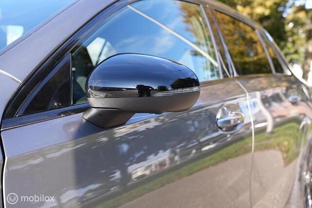 Occasion Mercedes A250 Premium Plus 225 PK (165 kW) 2018 Grijs Hatchback