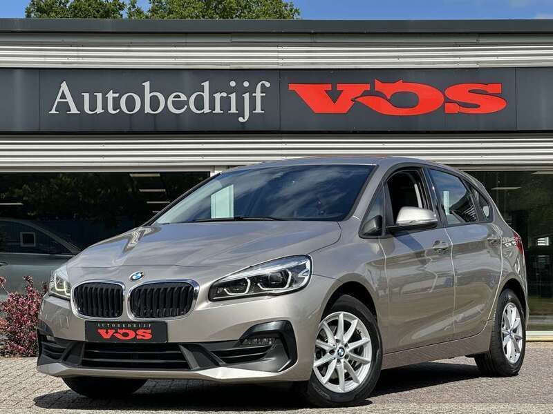 Grijs Gebruikt 2021 BMW 218 Active Tourer MPV | € 20.900 (Super prijs) - Afbeelding 1/4