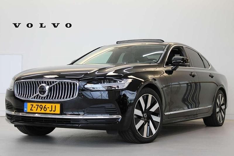 Zwart Gebruikt 2024 Volvo S90 Plus Sedan | € 41.900 (Eerlijke prijs) - Afbeelding 1/4