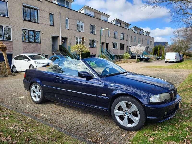 Blauw Gebruikt 2000 BMW 323 Cabriolet Executive Cabriolet | € 5.950 (Super prijs) - Afbeelding 1/4