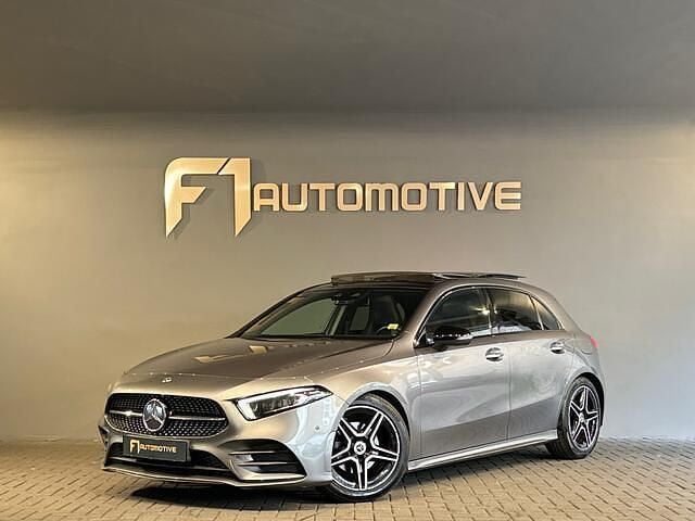 Grijs Gebruikt 2018 Mercedes A200 AMG Hatchback | € 20.900 (Eerlijke prijs) - Afbeelding 1/4