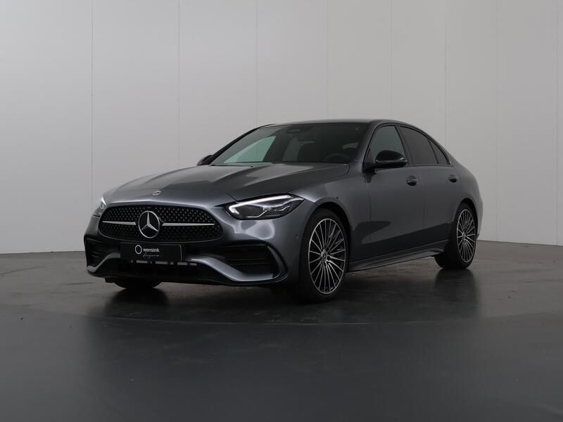 Grijs Nieuw 2024 Mercedes C180 AMG line Sedan | € 64.233 (Eerlijke prijs) - Afbeelding 1/4