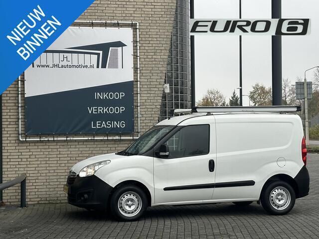 Wit Gebruikt 2017 Opel Combo Edition MPV | € 6.200 (Goede deal) - Afbeelding 1/4
