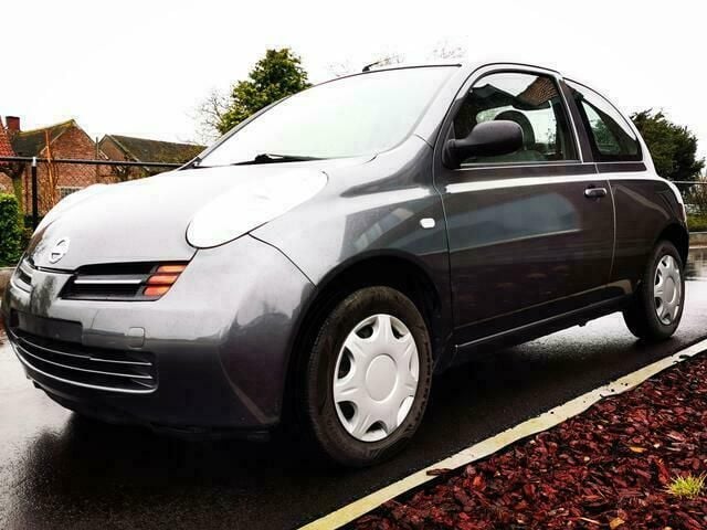 Grijs Occasion 2004 Nissan Micra Hatchback | € 2.850 (Eerlijke prijs) - Afbeelding 1/4