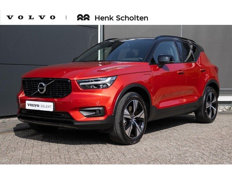 Oranje Gebruikt 2022 Volvo XC40 R-Design SUV | € 43.950 (Duur) - Afbeelding 1/4