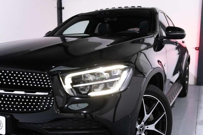 Occasion Mercedes GLC300e Business 320 PK (235 kW) 2020 Zwart Coupé