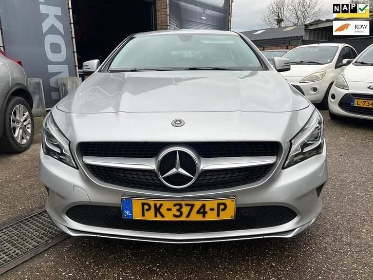 Gebruikt 2017 Mercedes CLA180 Shooting Brake Business Stationwagen | € 13.250 (Goede deal) - Afbeelding 1/4