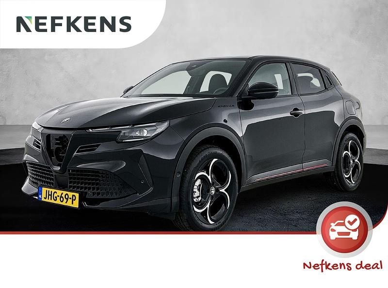 Zwart Nieuw 2025 Alfa Romeo Junior Edizione Speciale SUV | € 37.290 (Eerlijke prijs) - Afbeelding 1/4