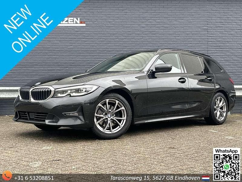 Zwart Occasion 2019 BMW 320 Stationwagen | € 15.950 (Super prijs) - Afbeelding 1/4