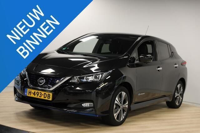 Zwart Gebruikt 2019 Nissan Leaf 360º Hatchback | € 15.950 (Iets duurder) - Afbeelding 1/4