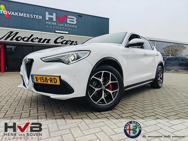 Wit Gebruikt 2020 Alfa Romeo Stelvio Business SUV | € 37.495 (Eerlijke prijs) - Afbeelding 1/4