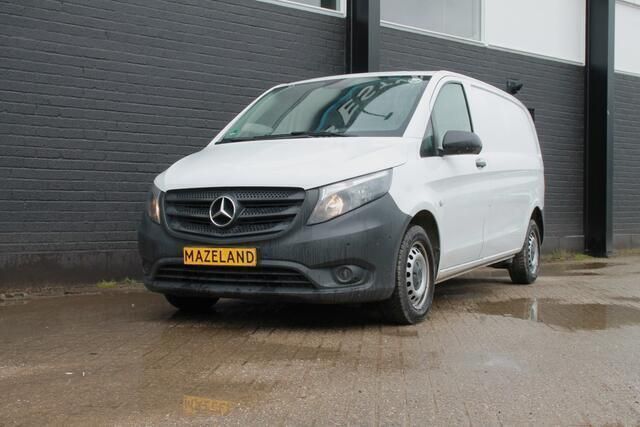 Wit Gebruikt 2018 Mercedes Vito MPV | € 13.950 (Goede deal) - Afbeelding 1/3