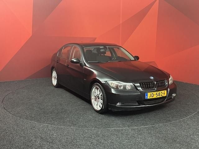Occasion BMW 318 131 PK (96 kW) 2006 Zwart Sedan