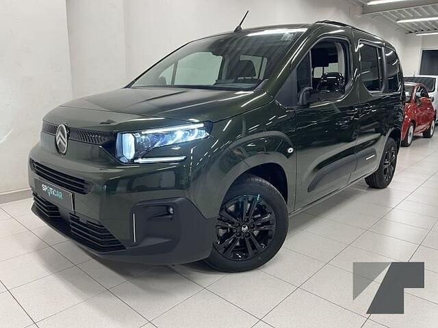 Groen Nieuw 2025 Citroën Berlingo MPV | € 24.950 (Goede deal) - Afbeelding 1/4
