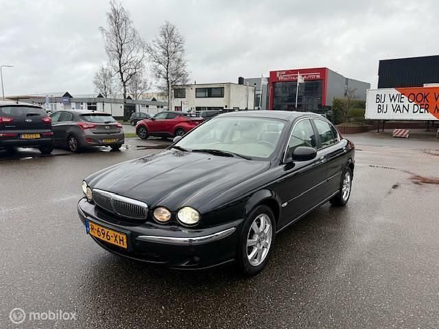 Zwart Gebruikt 2005 Jaguar X-type Executive Sedan | € 7.950 (Duur) - Afbeelding 1/4
